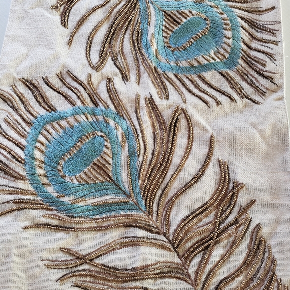 Beautiful Teal and Bronze Peacock Feather Tapestry - Picture 3 of 15
